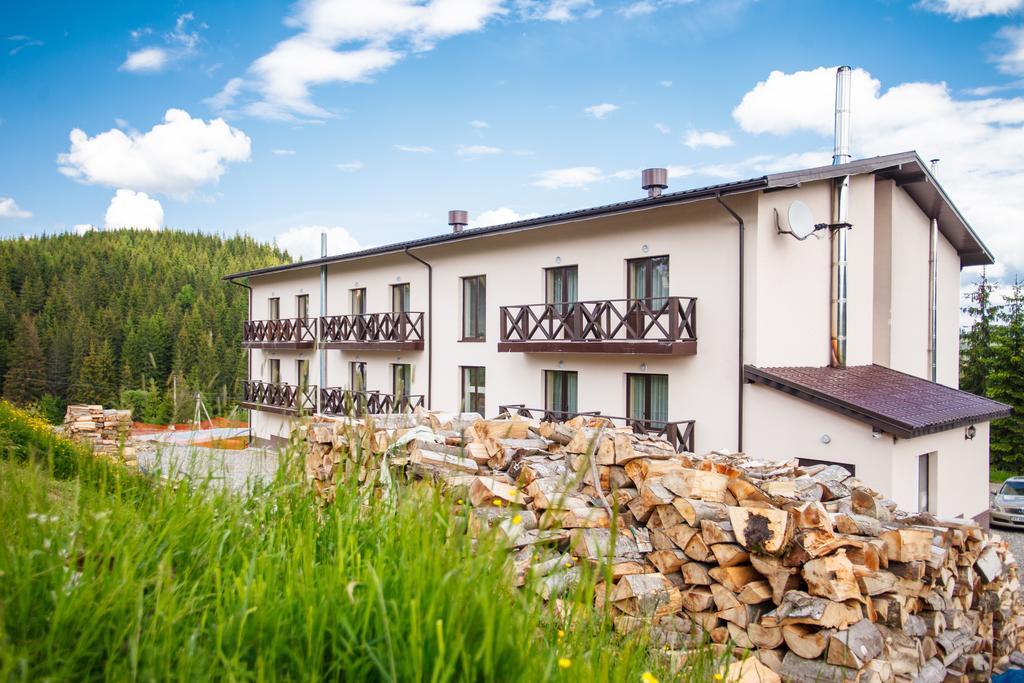 Skilandhouse Yablunytsia Dış mekan fotoğraf
